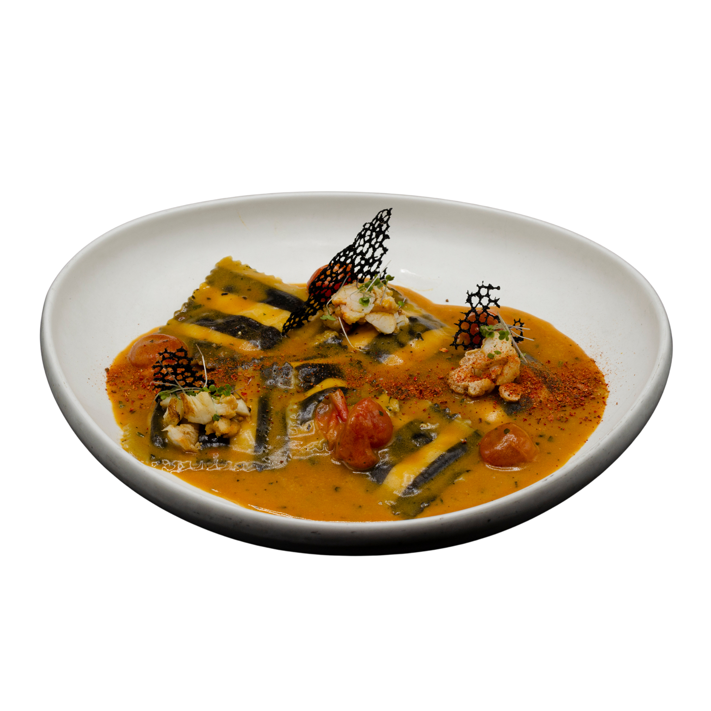 Ravioli Relleno de Camarón y Langosta con Salsa Cremosa de Mariscos